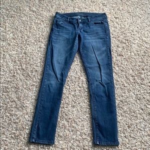 Delia’s Taylor jeans sz 3s